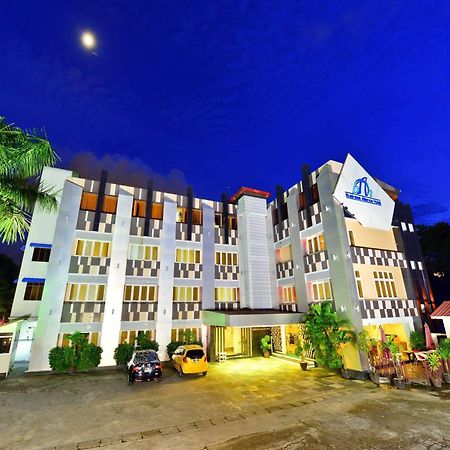 Business Alliance Hotel Yangon Bagian luar foto