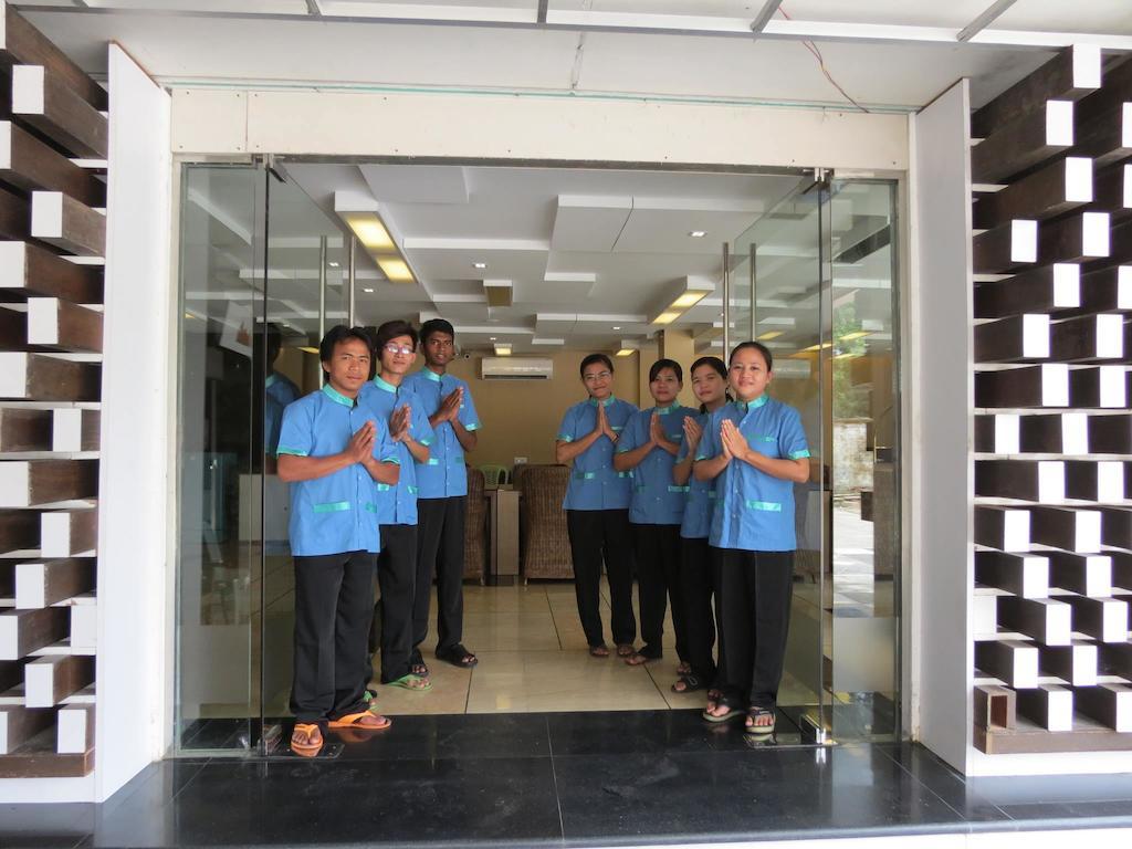 Business Alliance Hotel Yangon Bagian luar foto